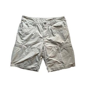 The North Face Shorts Men's size 32 Cargo Khaki Hiking Shorts
